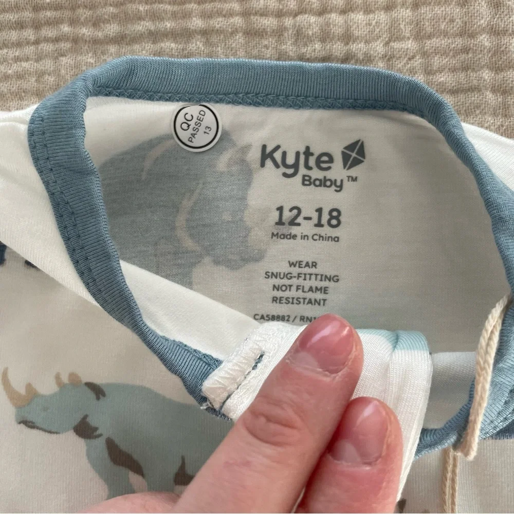 NWT Kyte Baby Bamboo Rhino Print Footless Romper Pajama 12-18M